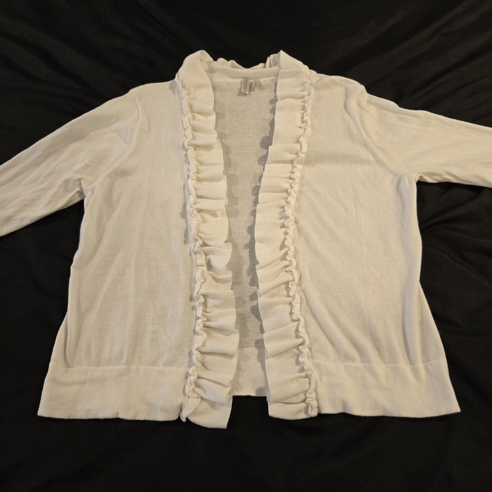 Madison Ruffled Edges Women's Ivory ‎ Single Clasp Cardigan Sweater Size Large